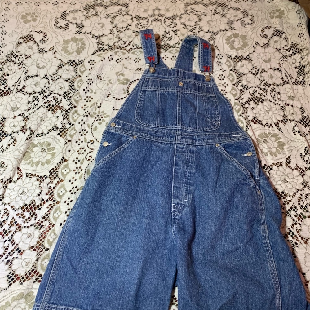 COPY - Tommy Hilfiger overalls size large shorts!